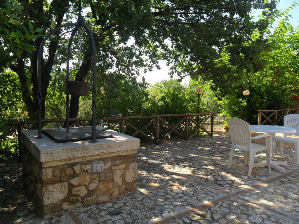 Casale Santa Caterina Aparthotel อเมเลีย ห้อง รูปภาพ